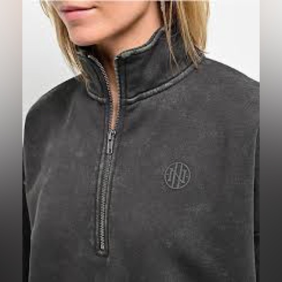 Ninth Hall Fundamentals Sheena Black Wash Oversized Quarter Zip Sweatshirt - L - Picture 2 of 6